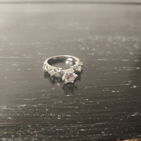 Silver tone Rhinestone Ring - Picture 8 of 8